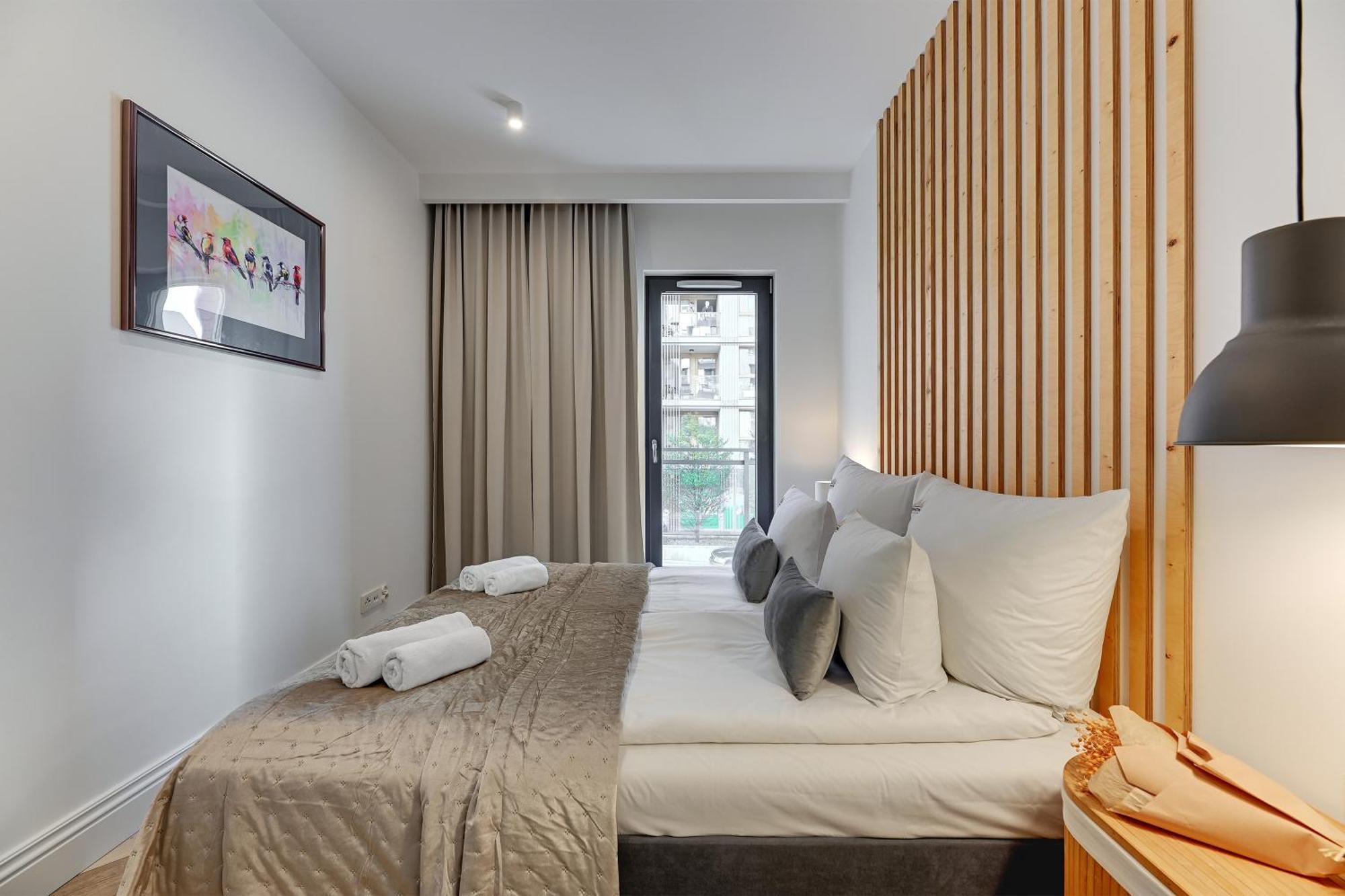 Aura III Apartments & Free Parking By Downtown Apartments Gdansk Room photo